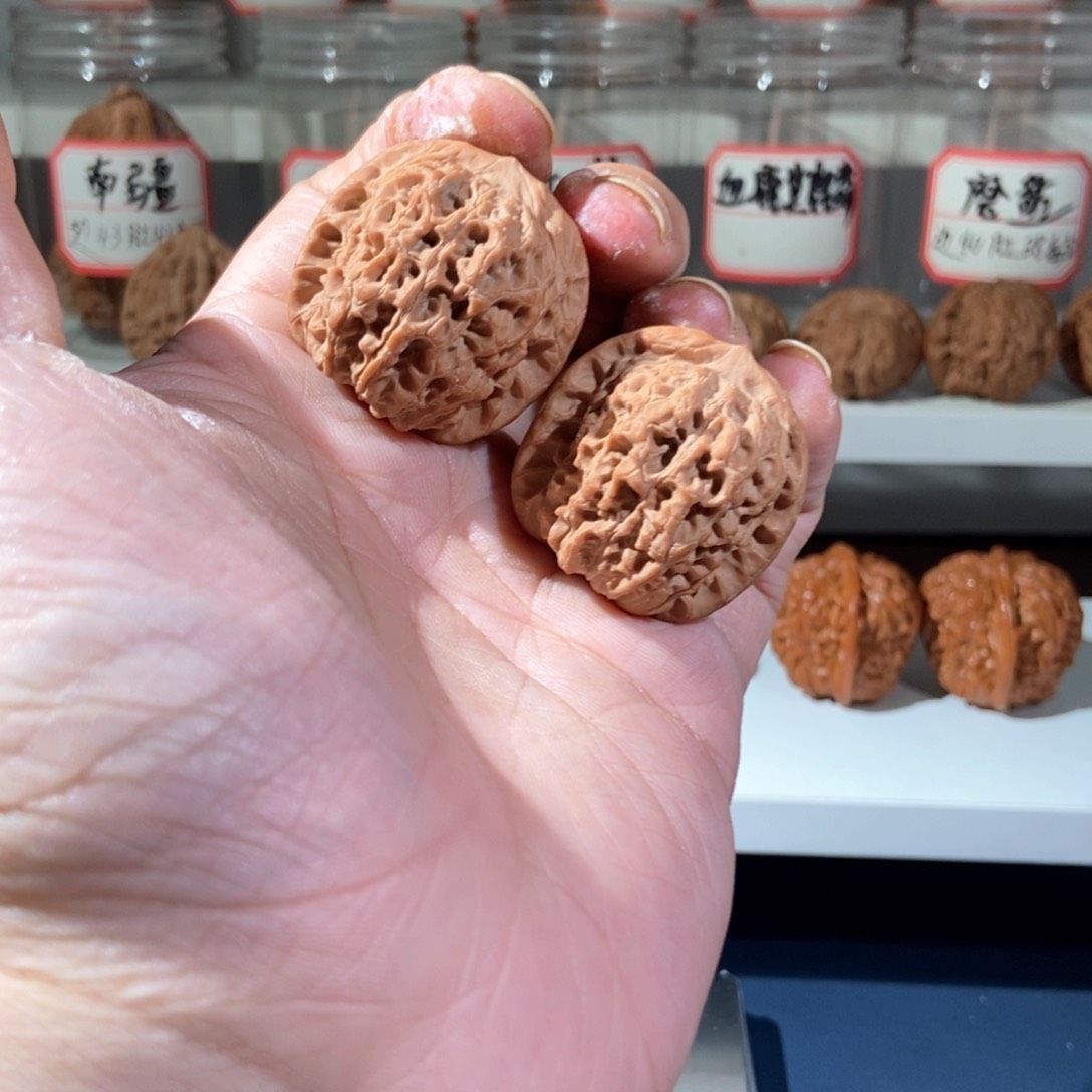 把件文玩核桃37血麒麟