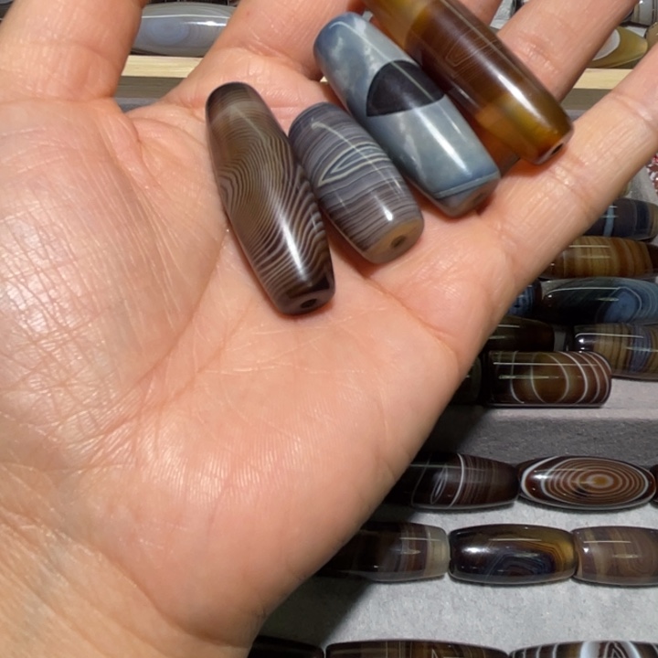 大***你玛瑙/玉髓未镶嵌颈饰