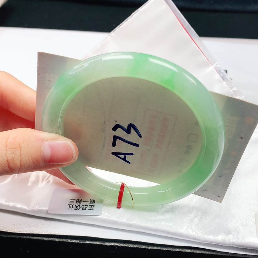 【闪购商品】翡翠手镯（圆镯）未镶嵌天然缅甸a货手镯58+