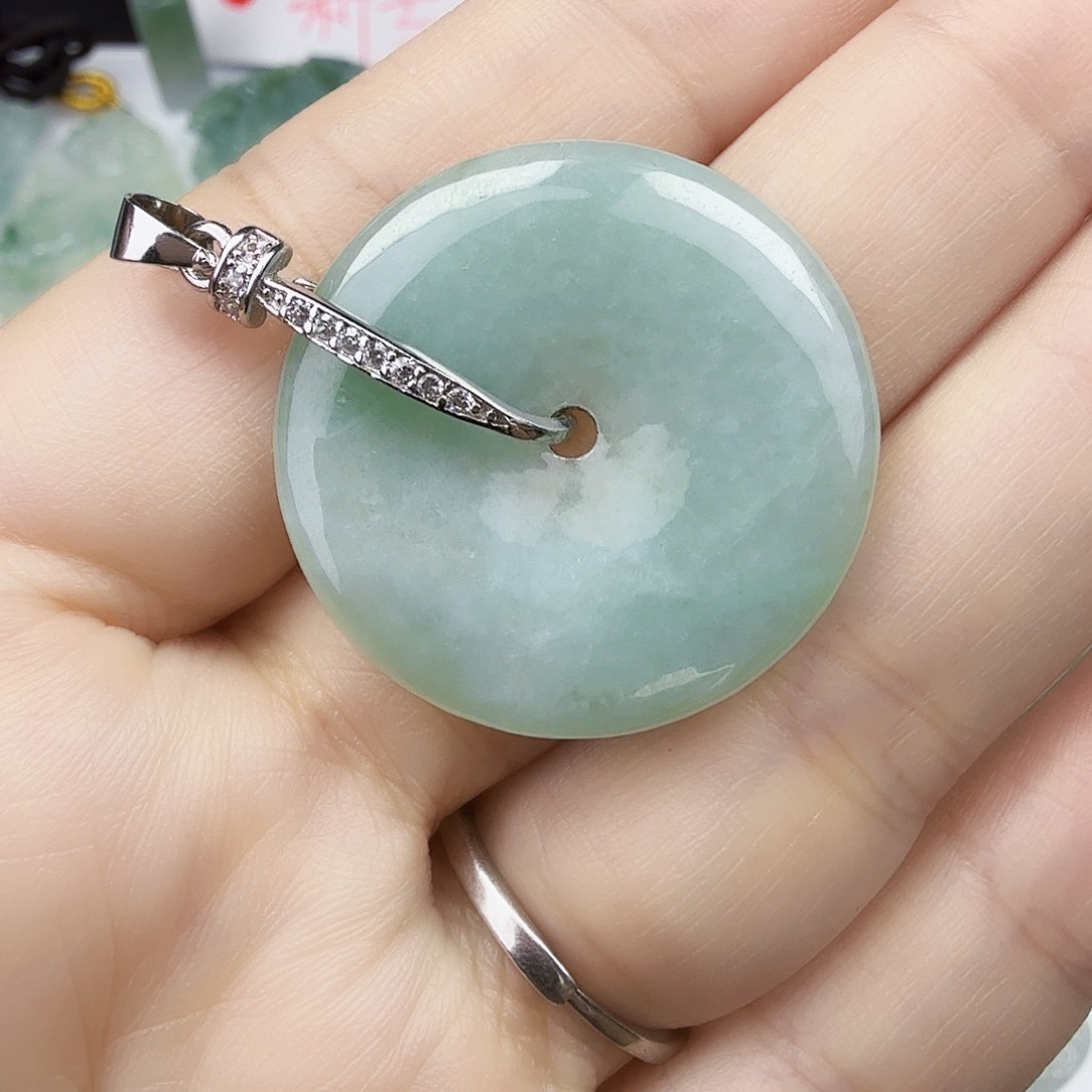 翡翠颈饰银S925镶嵌扣子
