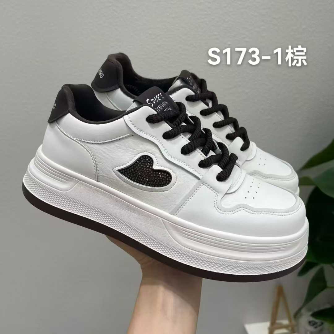 S173-1  冬季防滑休闲板鞋韩版低帮女鞋春季厚底时尚单鞋