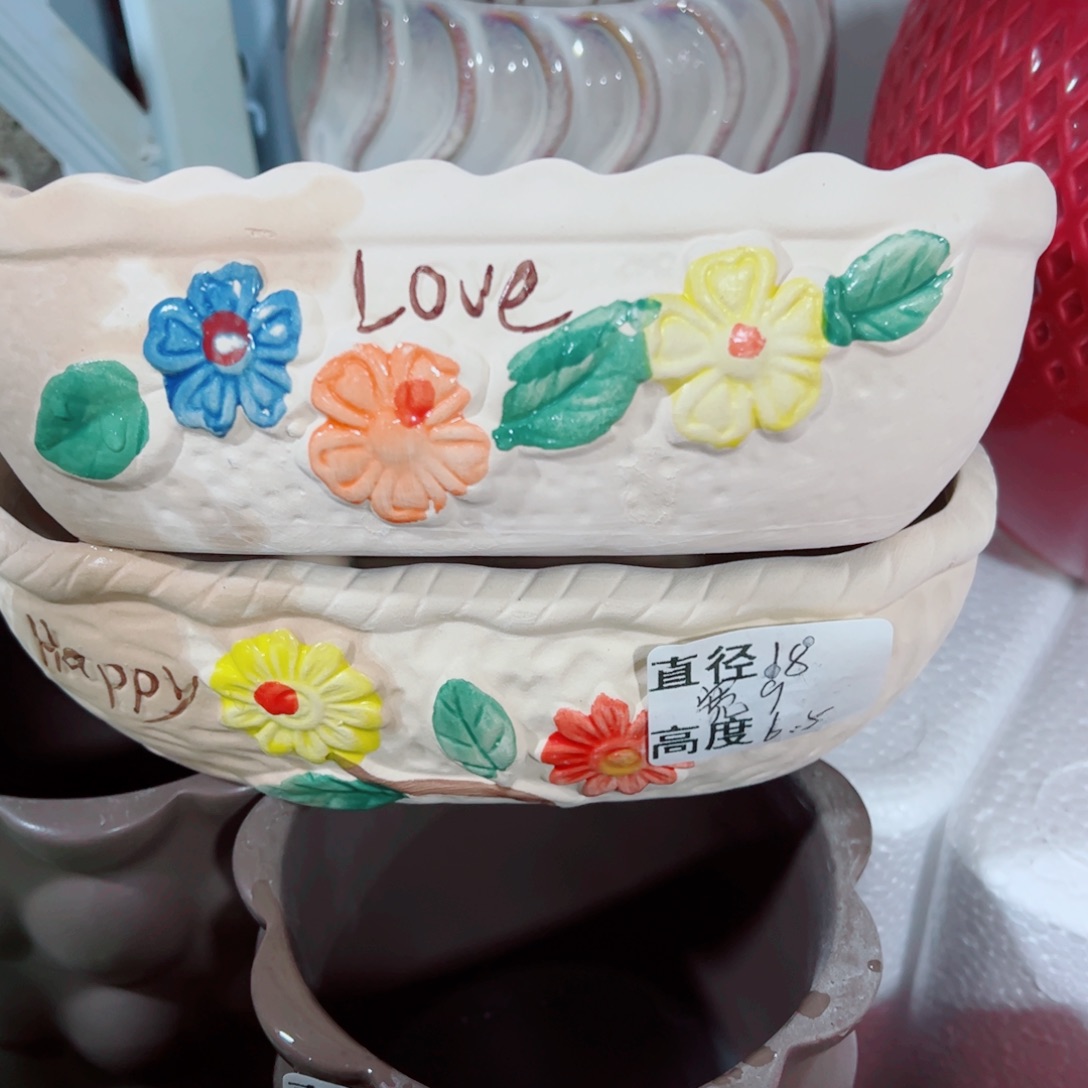 有孔，陶瓷花盆满10米包邮发货。