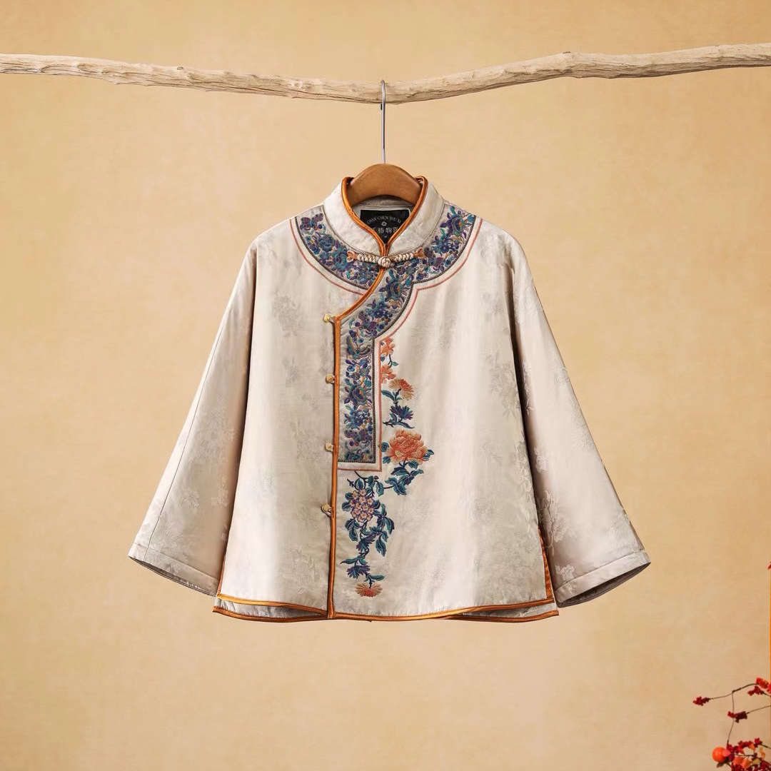 【暗香】千椿物喜冬季新中式国风刺绣立领斜襟长袖温婉棉服棉衣外套