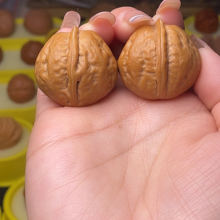 文玩核桃吊坠水晶蛙