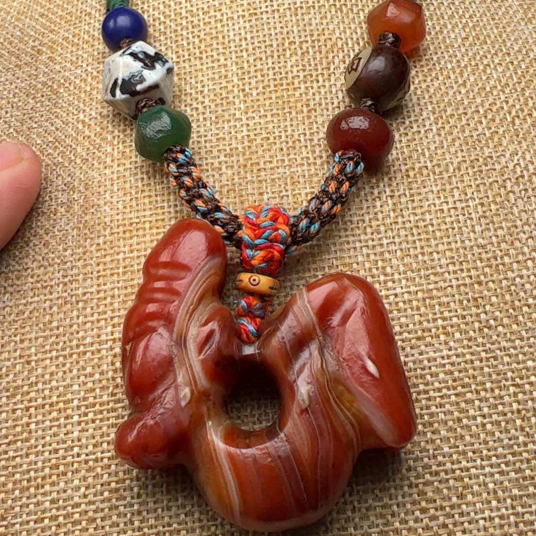 玛瑙/玉髓颈饰未镶嵌