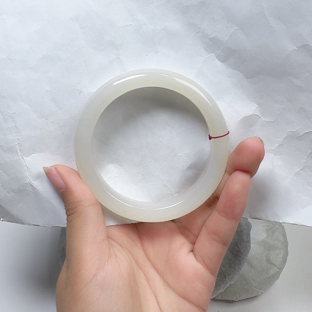 和田玉手镯YY57未镶嵌