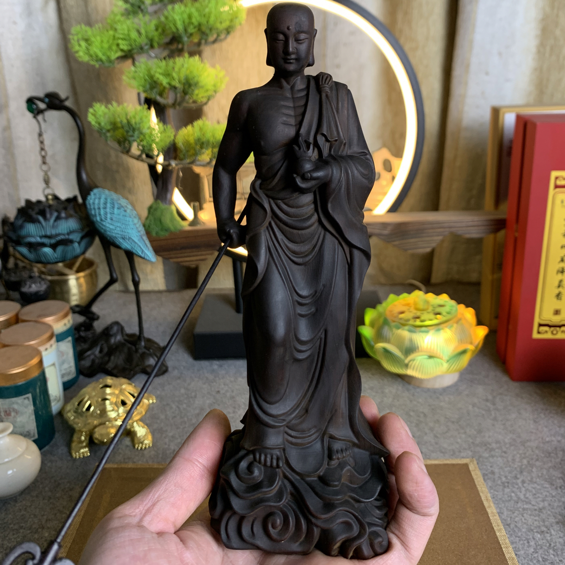 崖柏雷击木20公分地藏王菩萨佛像家用供奉神像家居风水摆件中式