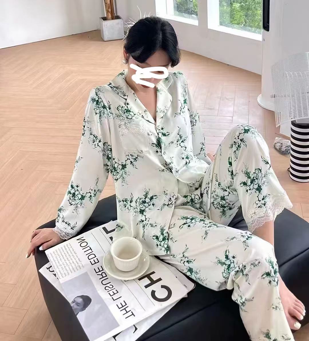 轻奢简约大气2025新款女士冰丝白色长袖长裤绿野仙踪家居服睡衣