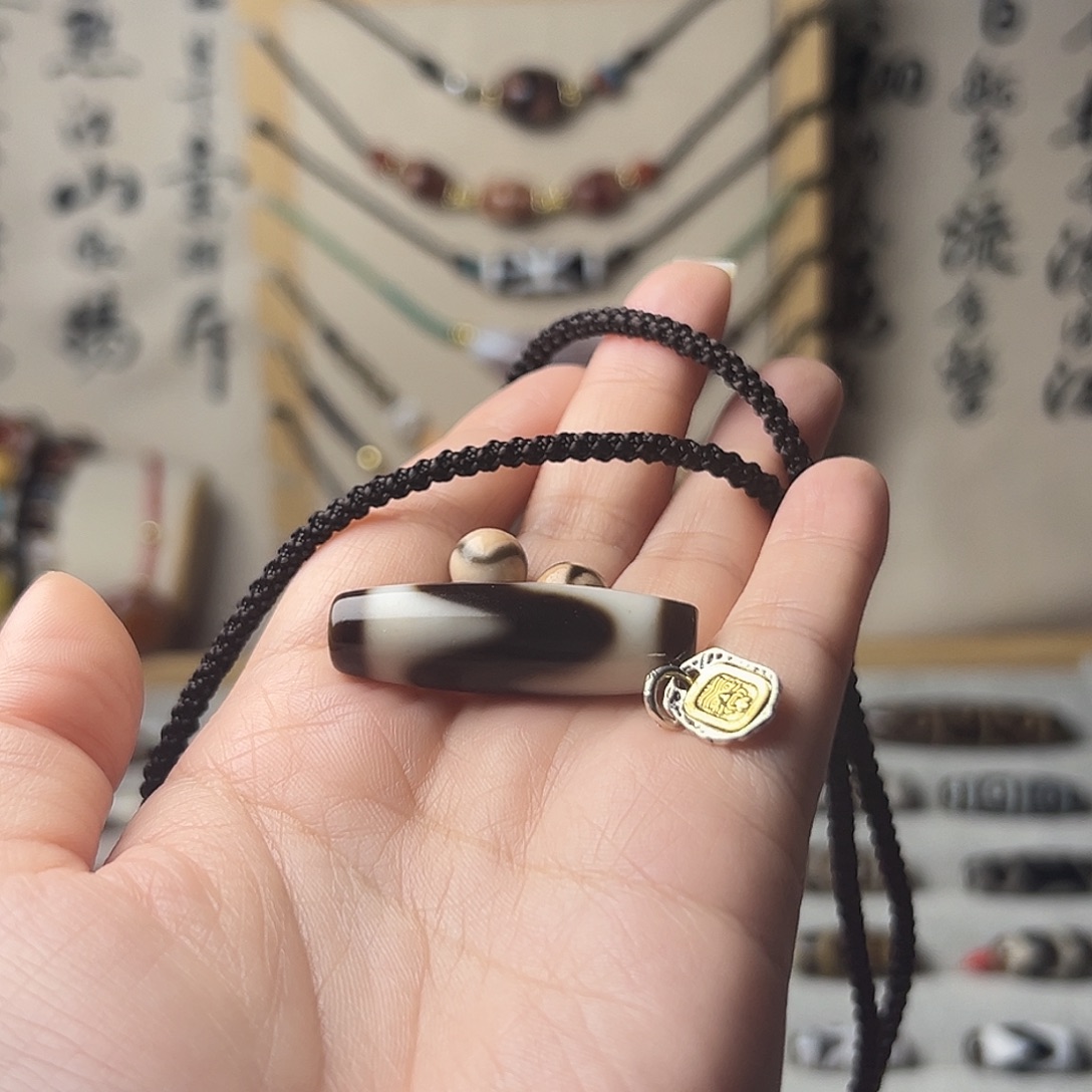 太****玛瑙/玉髓未镶嵌颈饰