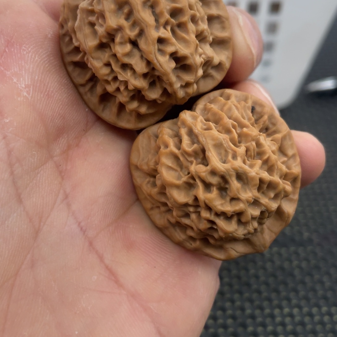 秦岭小王文玩核桃