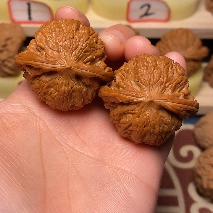 宣***士吊坠文玩核桃41山地球磨