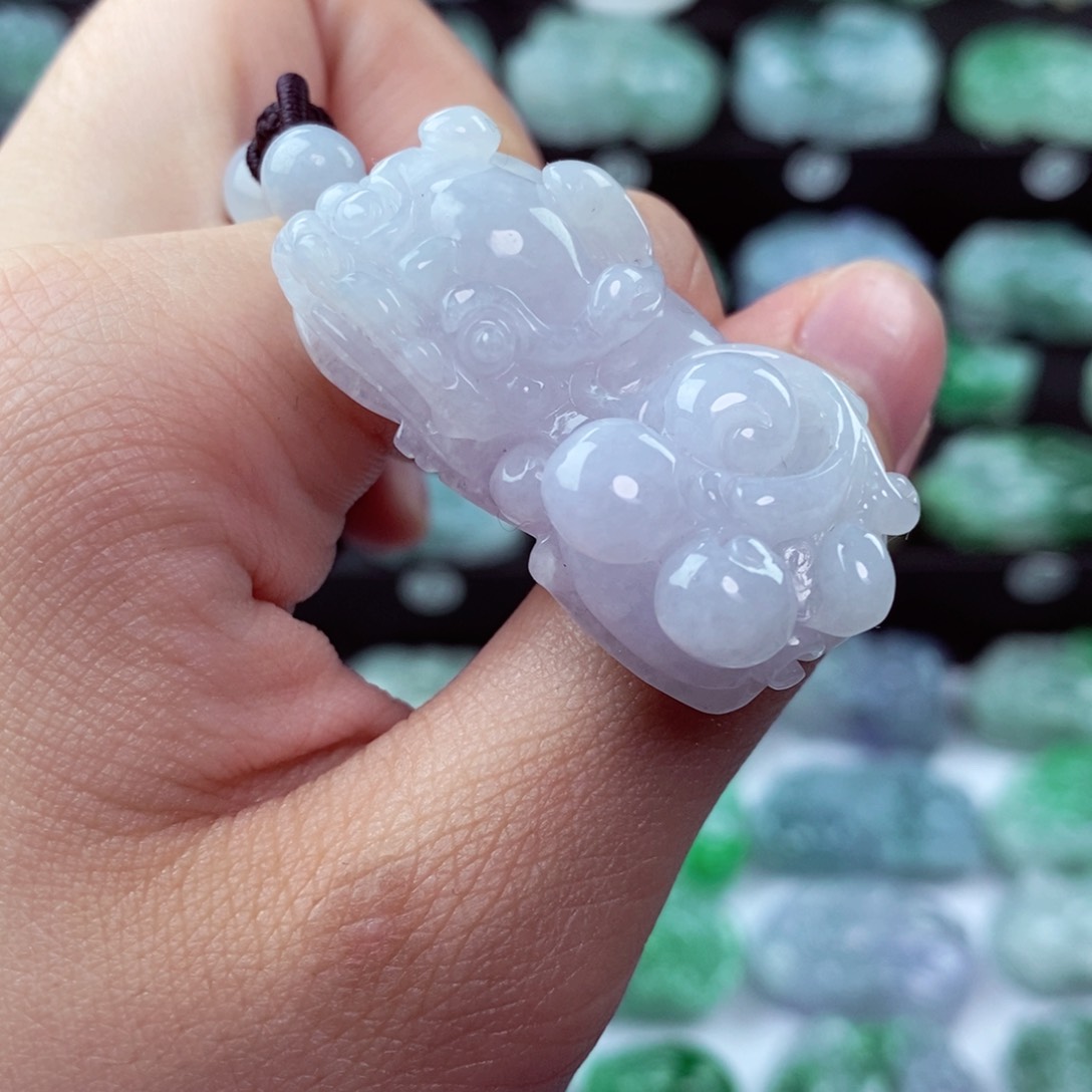 翡翠颈饰未镶嵌天然