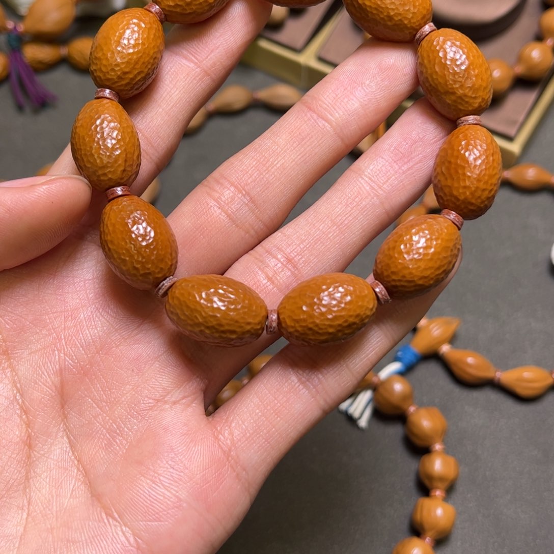 手串/手链橄榄核1.4钻枣