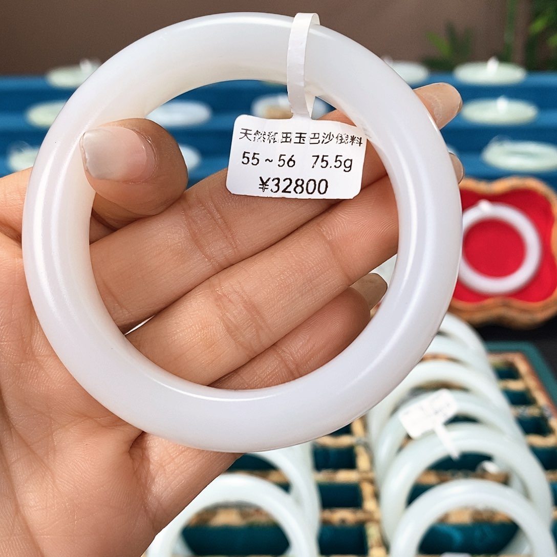 未镶嵌手镯和田玉2007