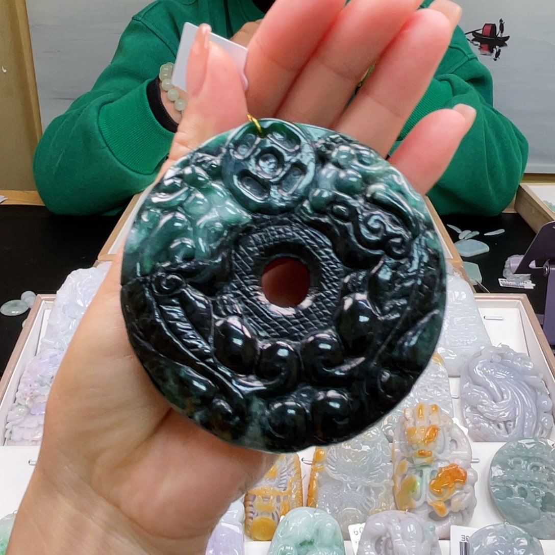 翡翠吊坠(不含链)未镶嵌