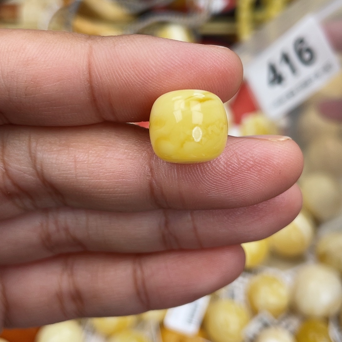 蜜蜡未镶嵌珠宝奇石12.8