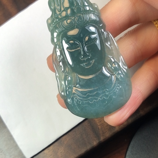 翡翠未镶嵌颈饰缅甸A货，每天下午2点开播