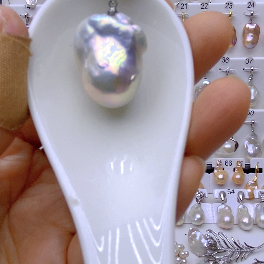 颈饰淡水珍珠未镶嵌