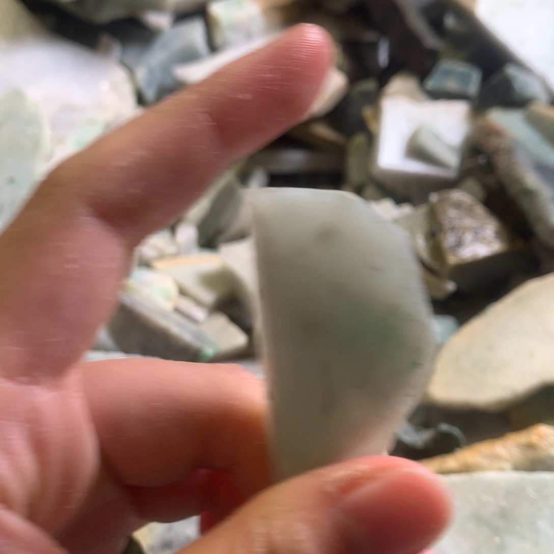 翡翠颈饰未镶嵌缅甸翡翠