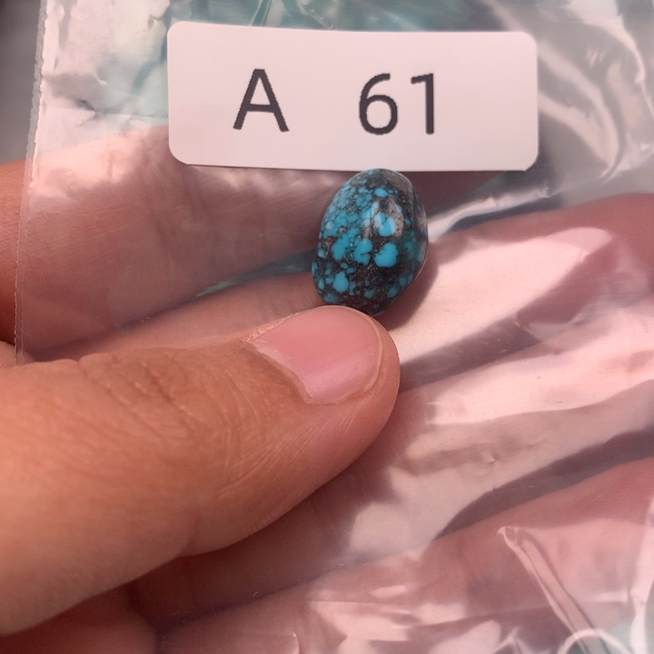 绿松石未镶嵌随形