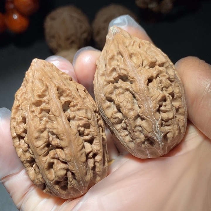 文玩核桃把件东北楸子小雪 99