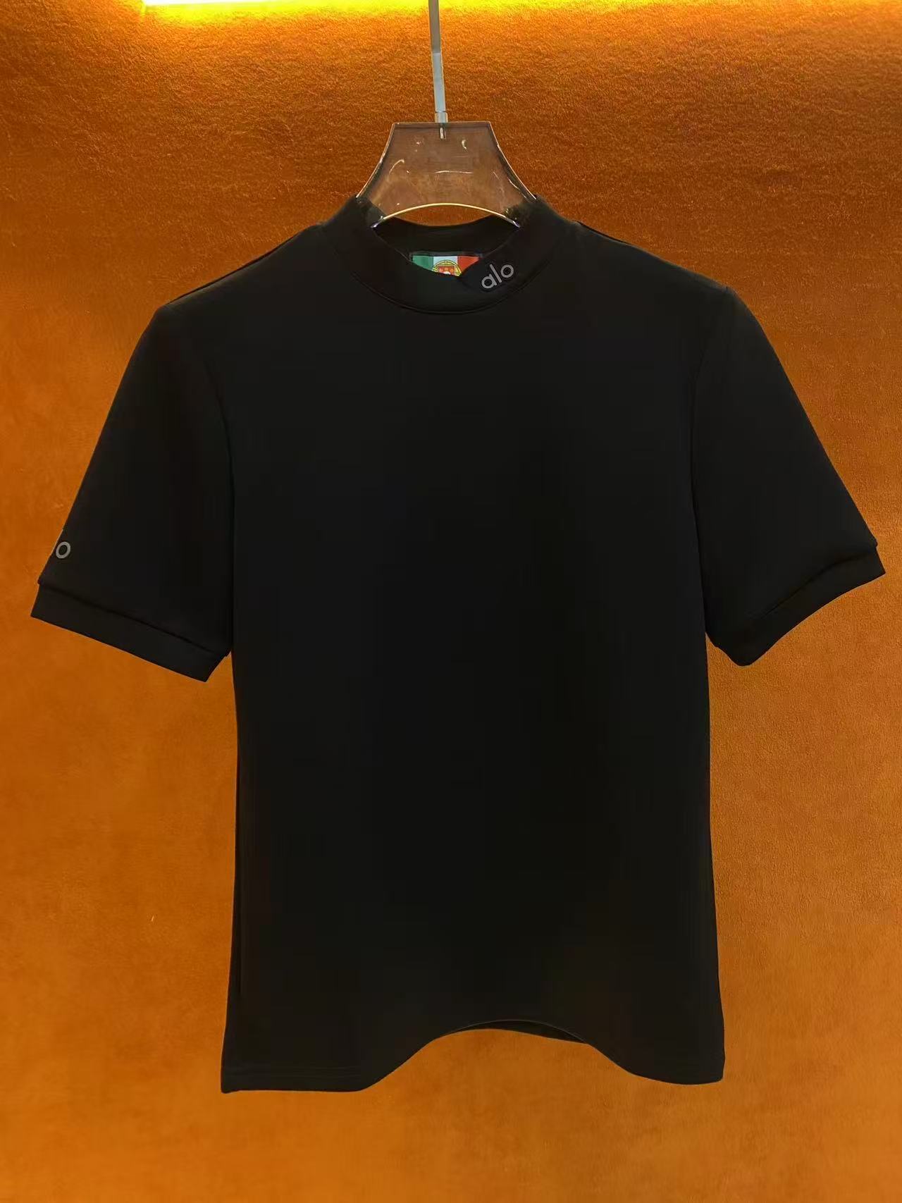 2025年男士秋冬高奢修身圆领半袖