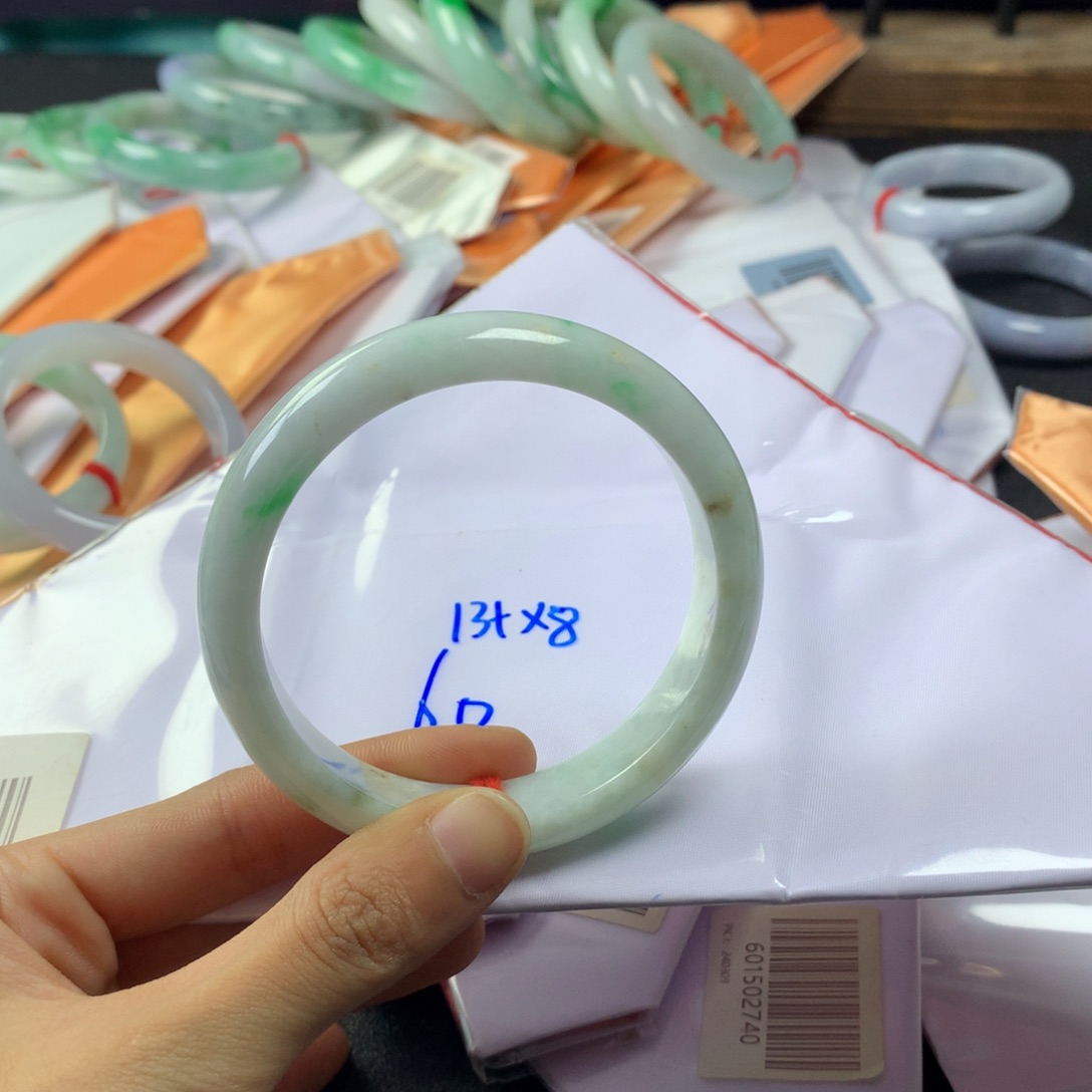 未镶嵌手镯翡翠福利