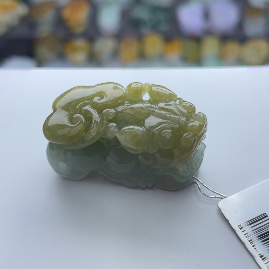 翡翠颈饰未镶嵌貔貅