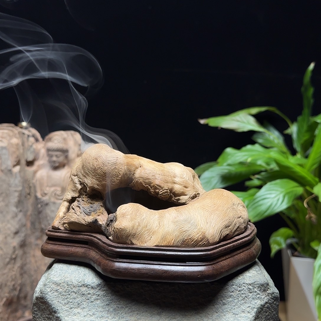 王***法荔枝木香炉香炉香炉