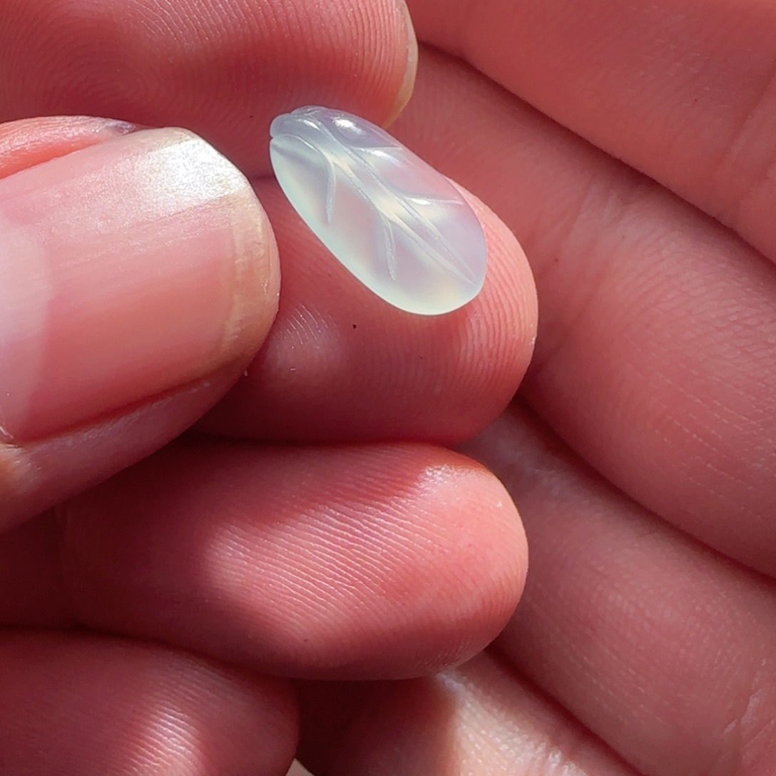 x***x定制翡翠未镶嵌天然翡翠叶子