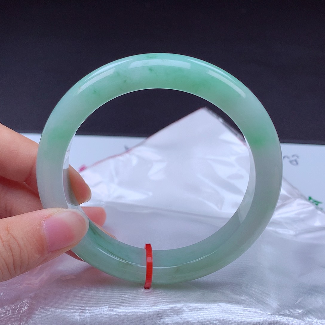 翡翠手镯未镶嵌手镯001376