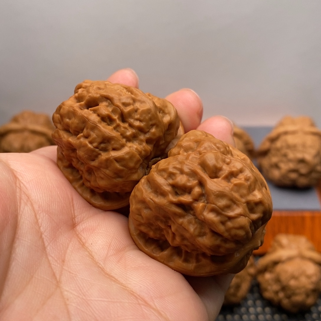 文玩核桃把件边37左右