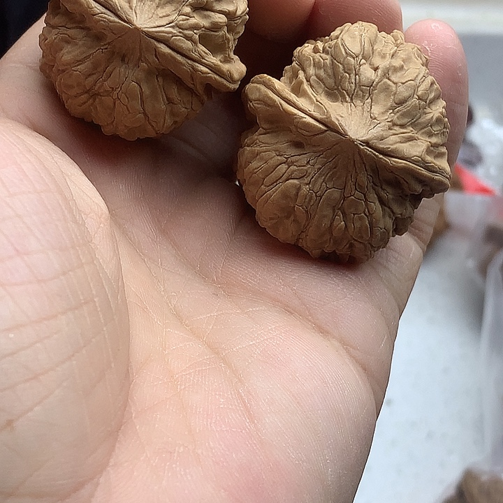 文玩核桃吊坠36 闷墩 46 克