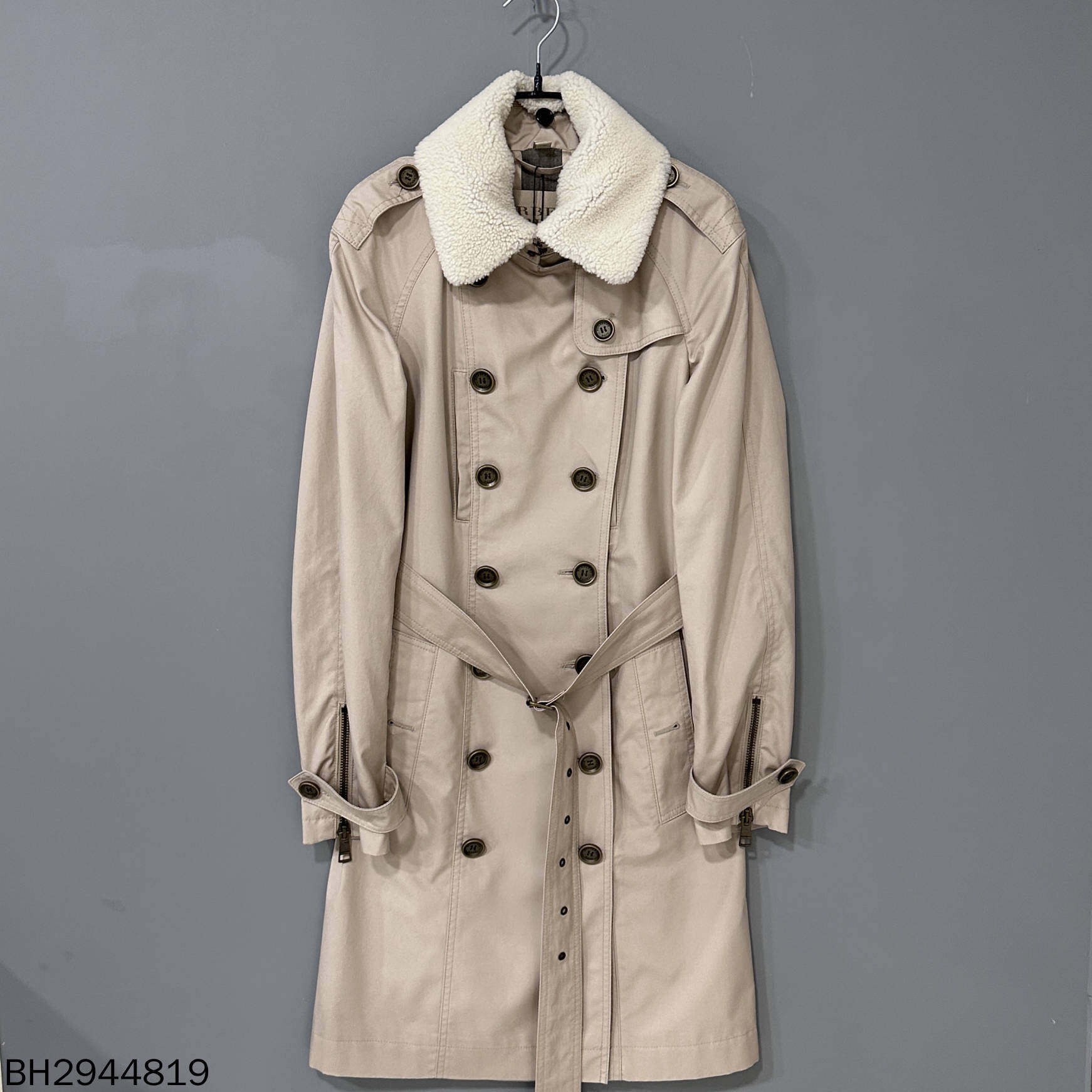 99新 BURBERRY/博柏利 双排扣羊羔毛领风衣/UK12码/44819