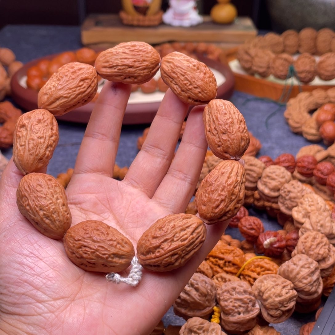 *****手串文玩核桃秋子