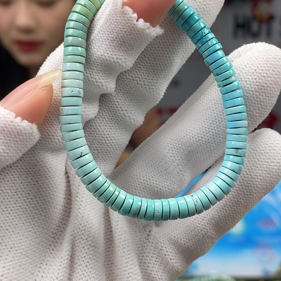 绿松石未镶嵌挂件