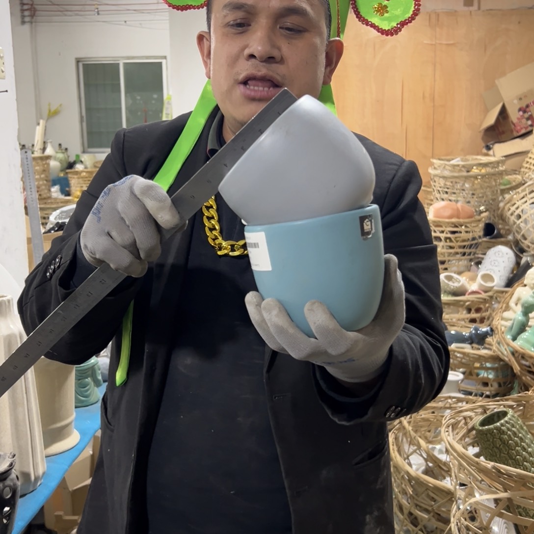摆件130 号高中低温陶瓷工艺瓶（部分微瑕）