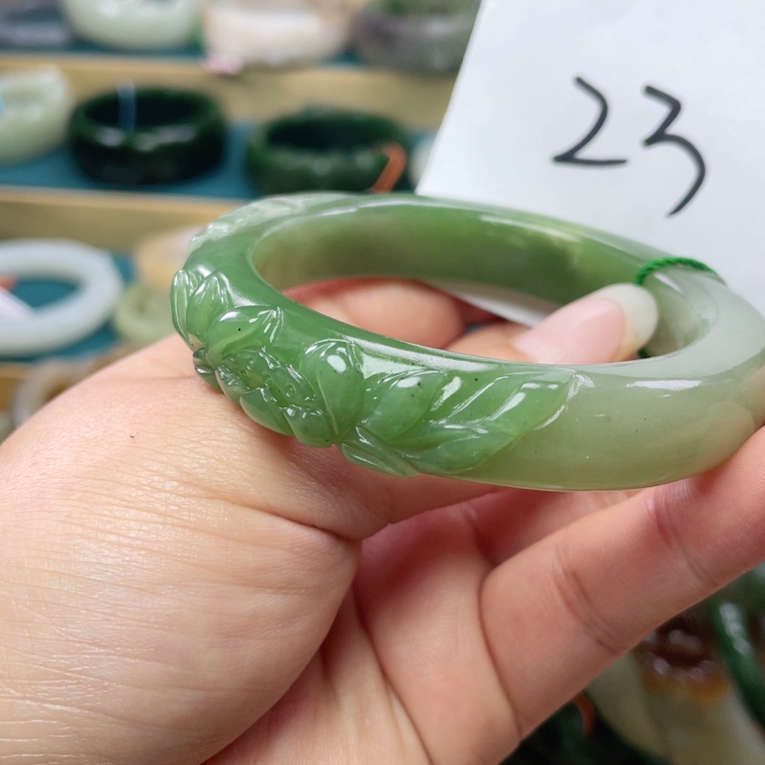 未镶嵌手镯和田玉圈口56