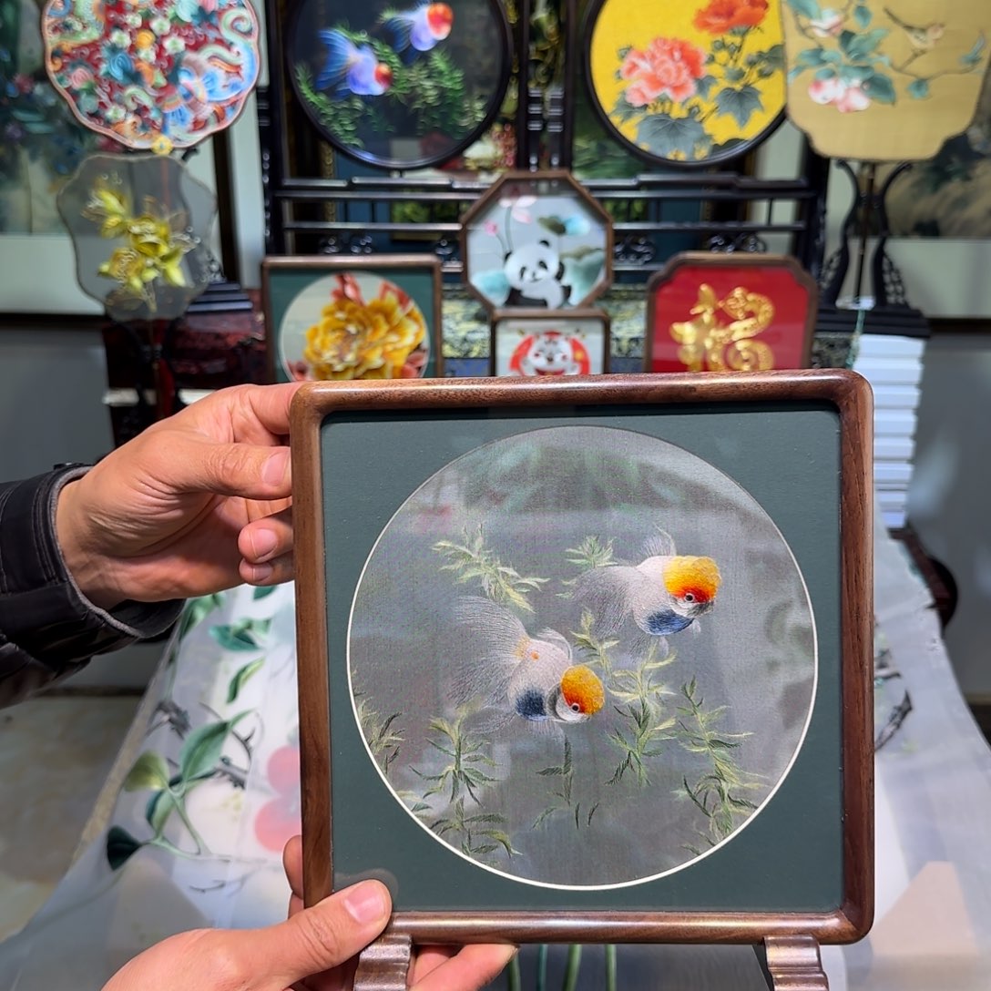 刺绣刺绣工艺精湛