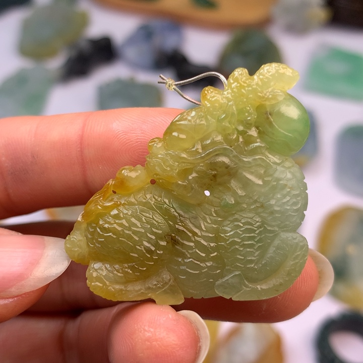 定制翡翠未镶嵌翡翠