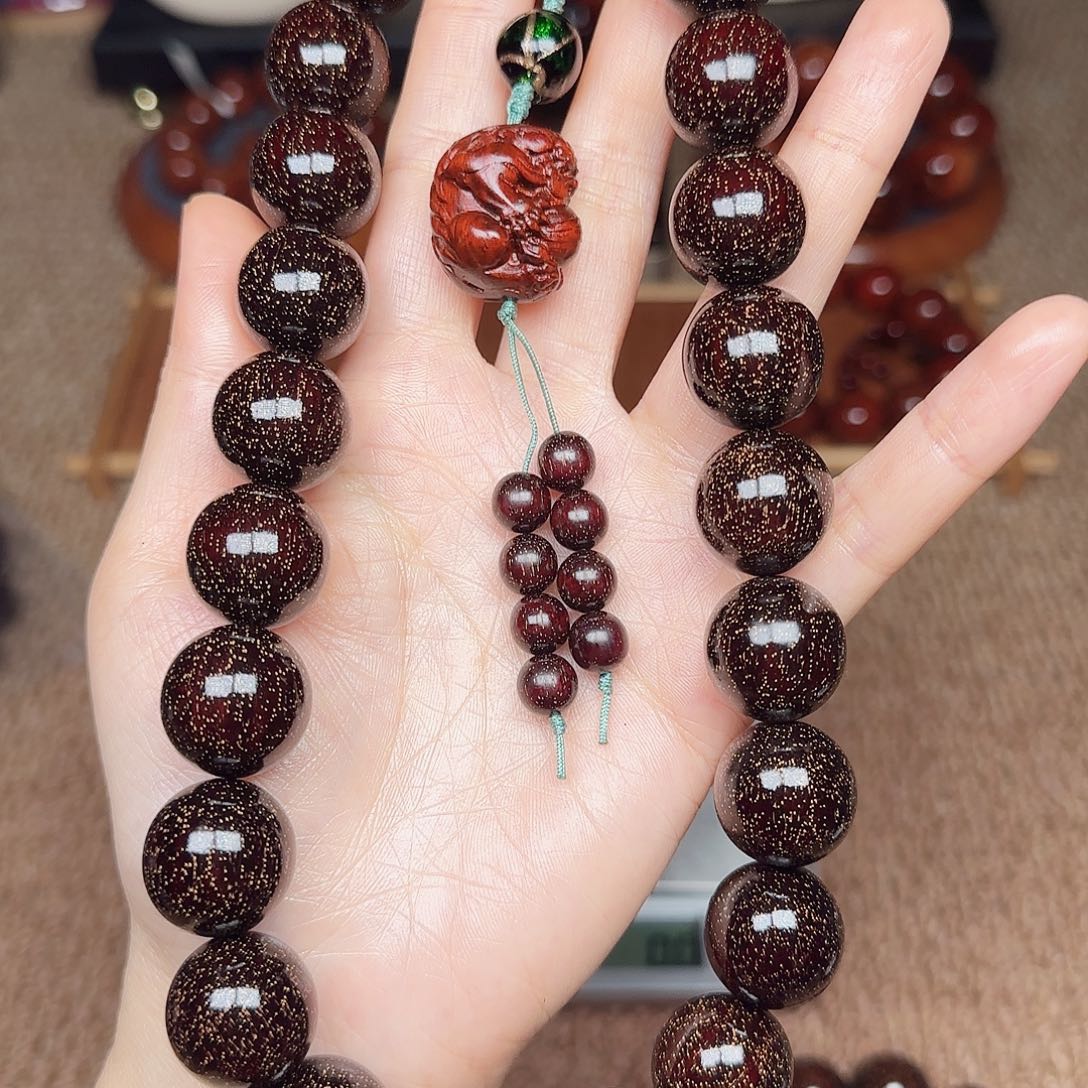 A***T檀香紫檀（小叶紫檀）1.8平