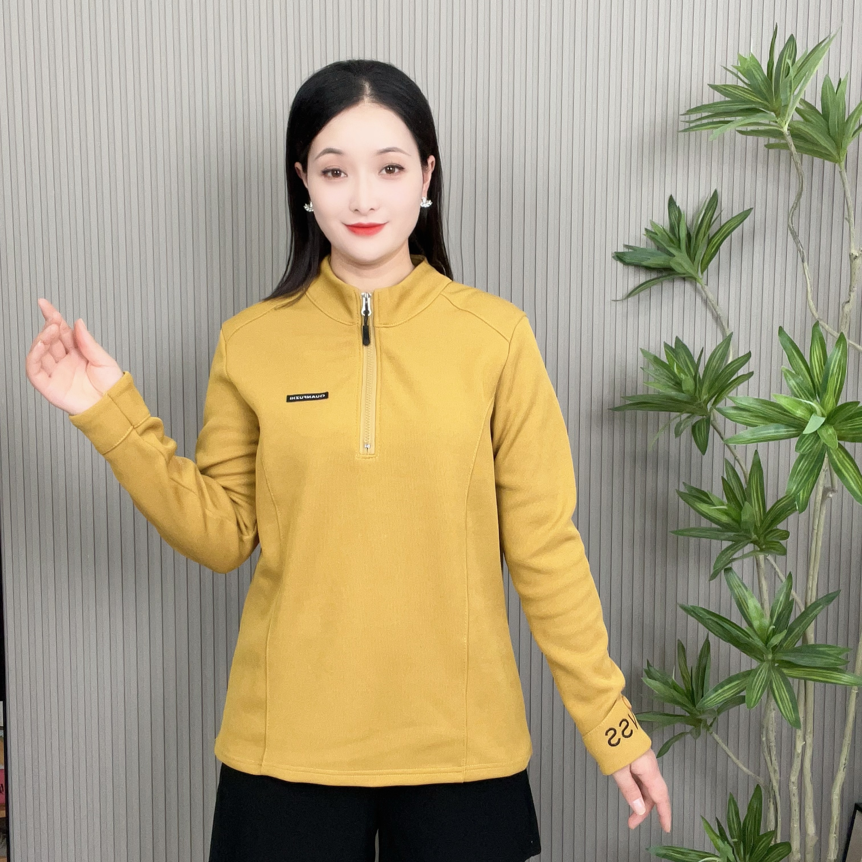 加绒加厚长袖卫衣打底衫拉链立领款冬季女士拼接宽松大码百搭休闲
