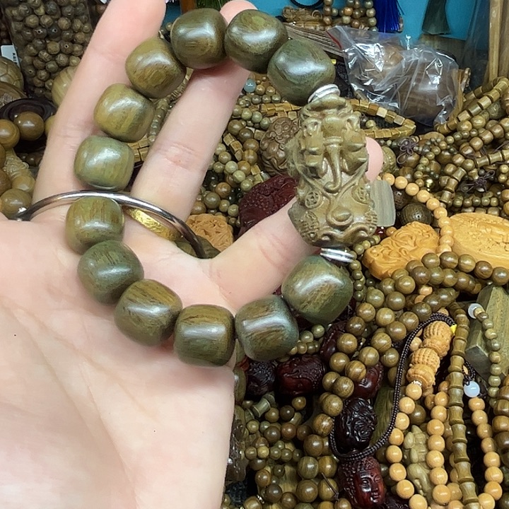 维腊木（绿檀）手串/手链