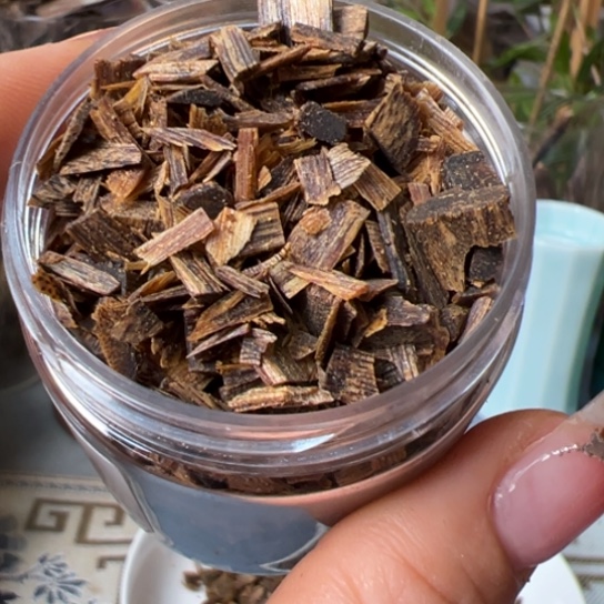 沉香沉香碎屑奇楠白露老料小米粒30克