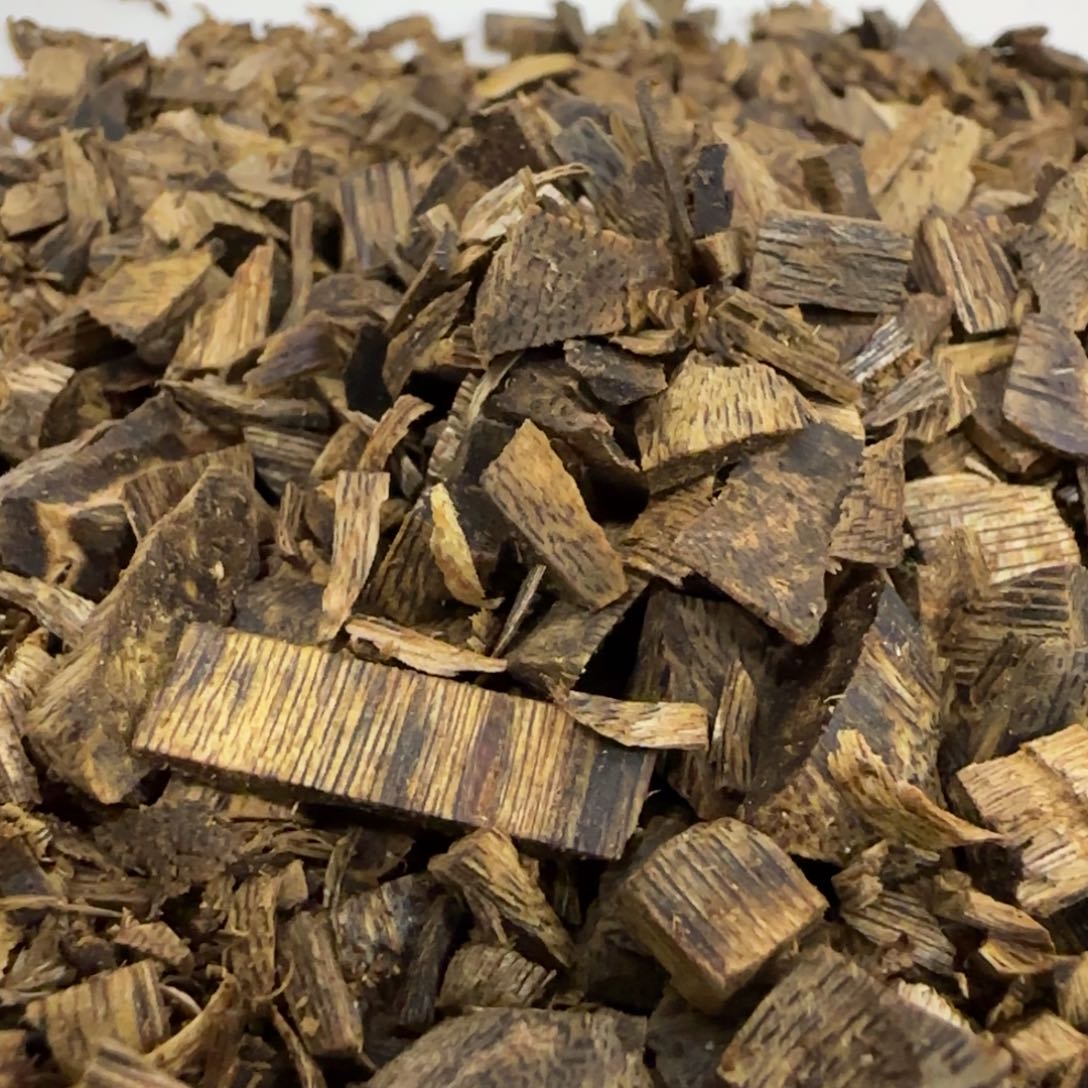 沉香木摆件海南鹦哥绿沉香部分沉水小块料100克