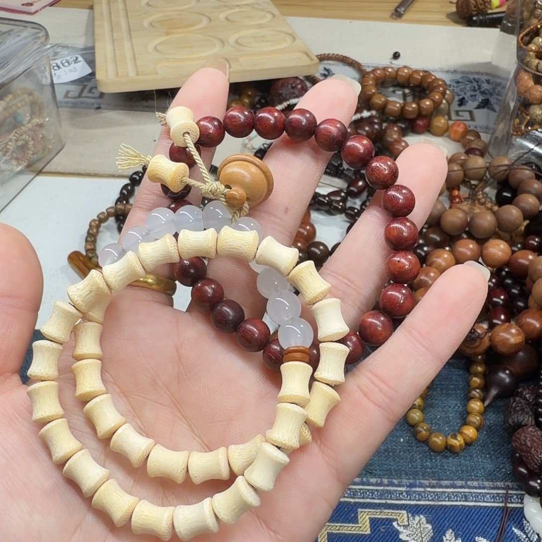 维腊木（绿檀）无事牌