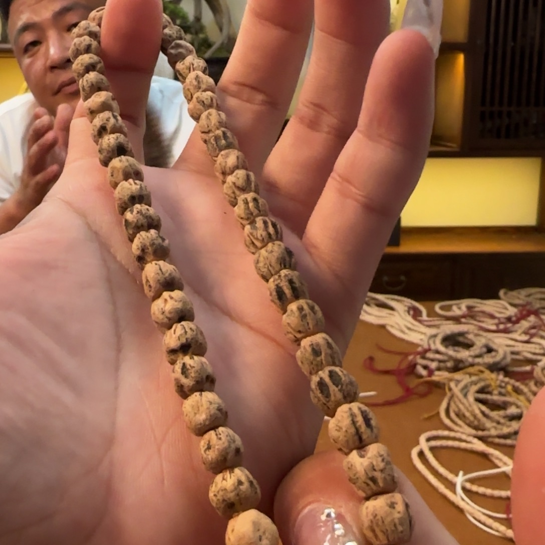 手串柏香籽/百香籽手持