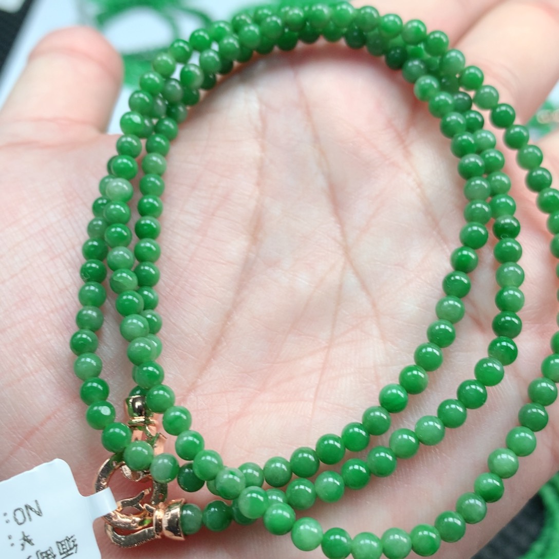 翡翠手链未镶嵌翡翠