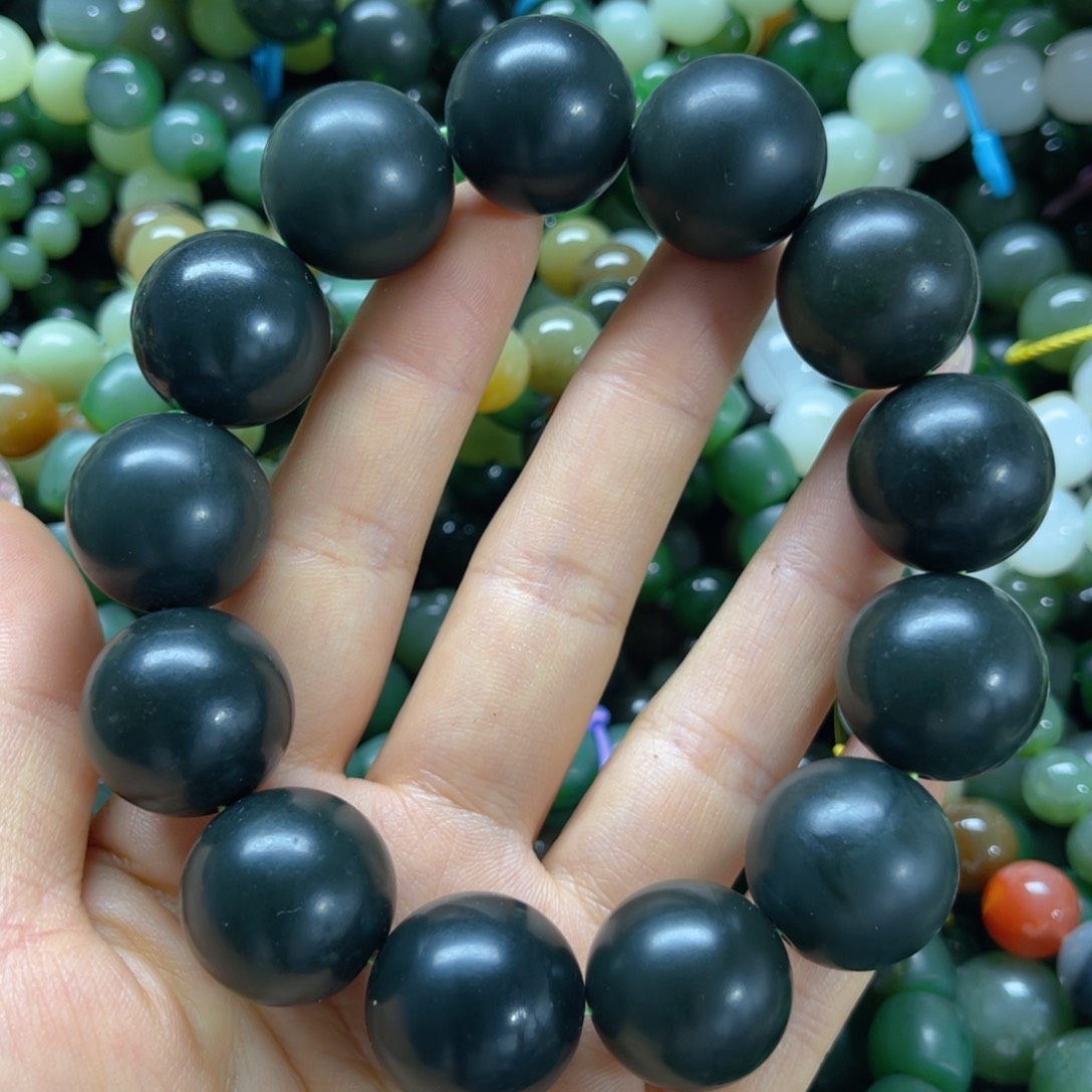 手串未镶嵌和田玉