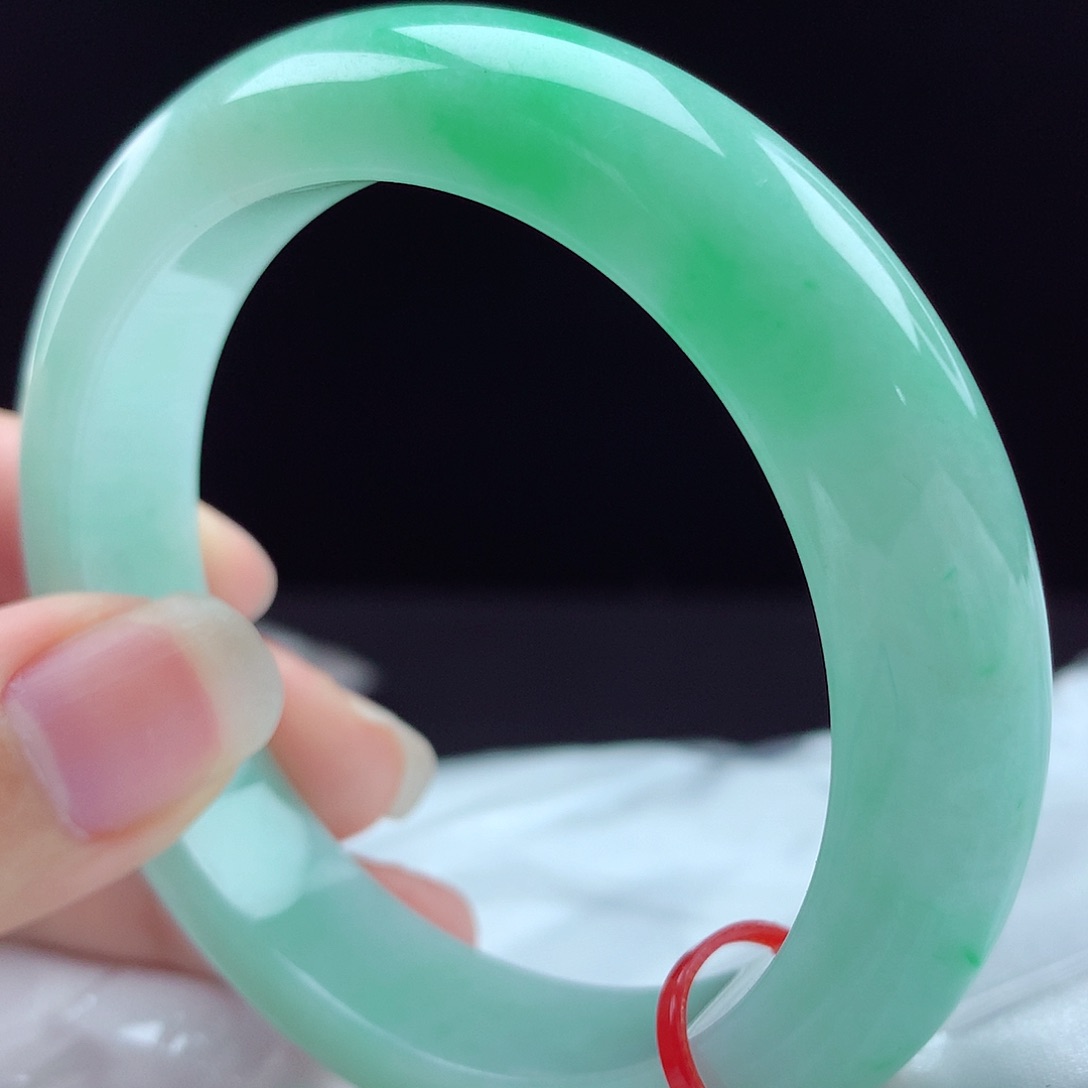 未镶嵌手镯翡翠12108，